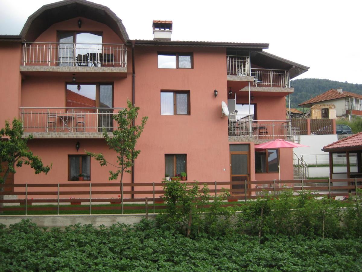 Къща За Гости Романс Yagodina Dış mekan fotoğraf